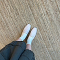 Load image into Gallery viewer, Loafers.