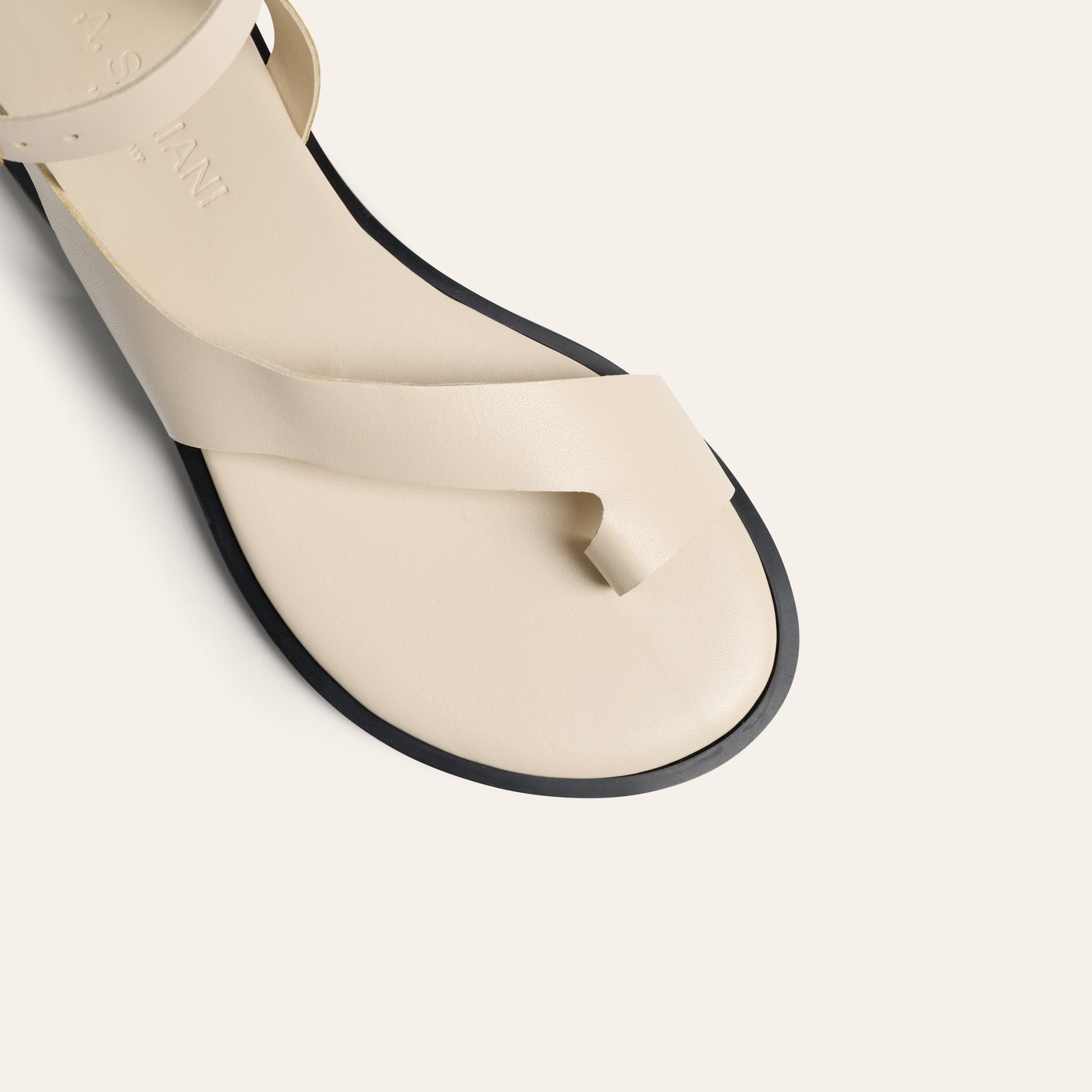 Umbria - Ivory
