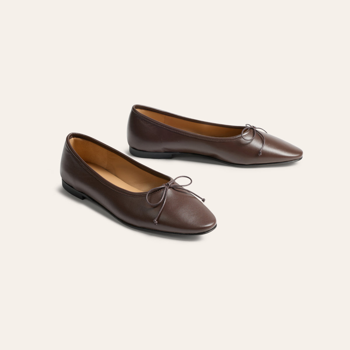 Como - Chocolate Leather