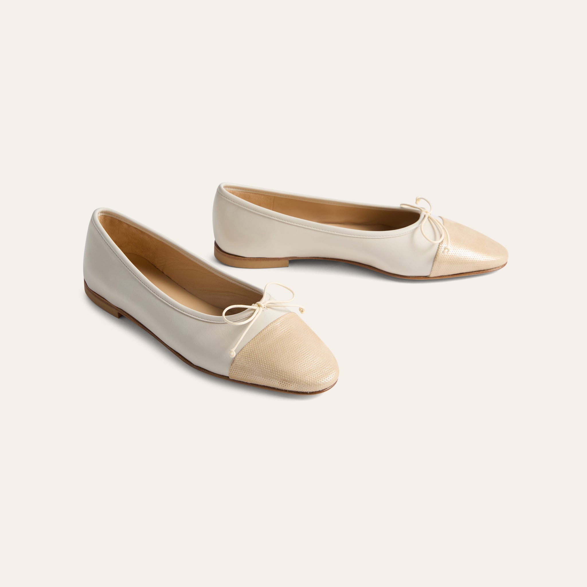 Como Italian Leather Ballet Flats in Ivory | A. Soliani