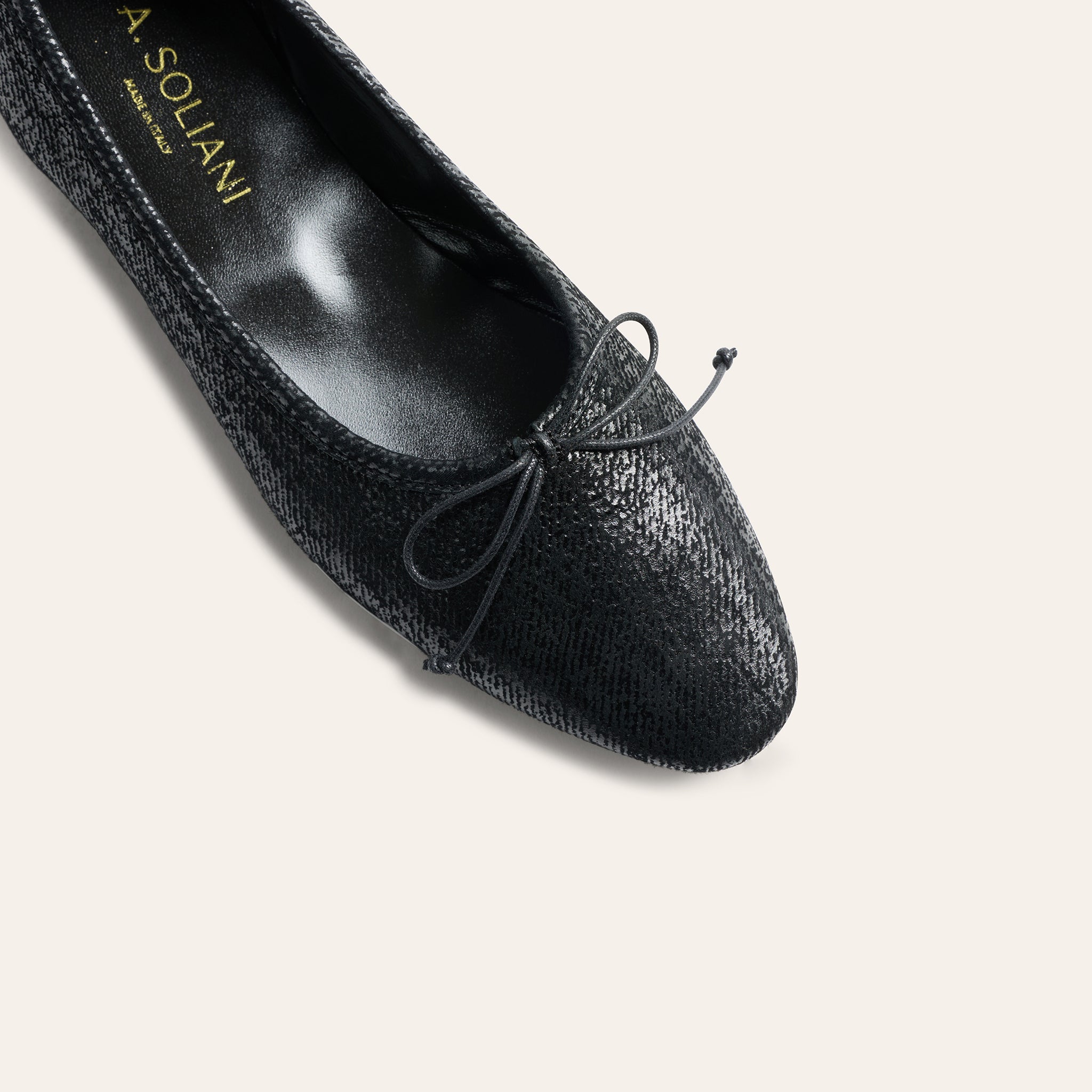 Como - Black Twill