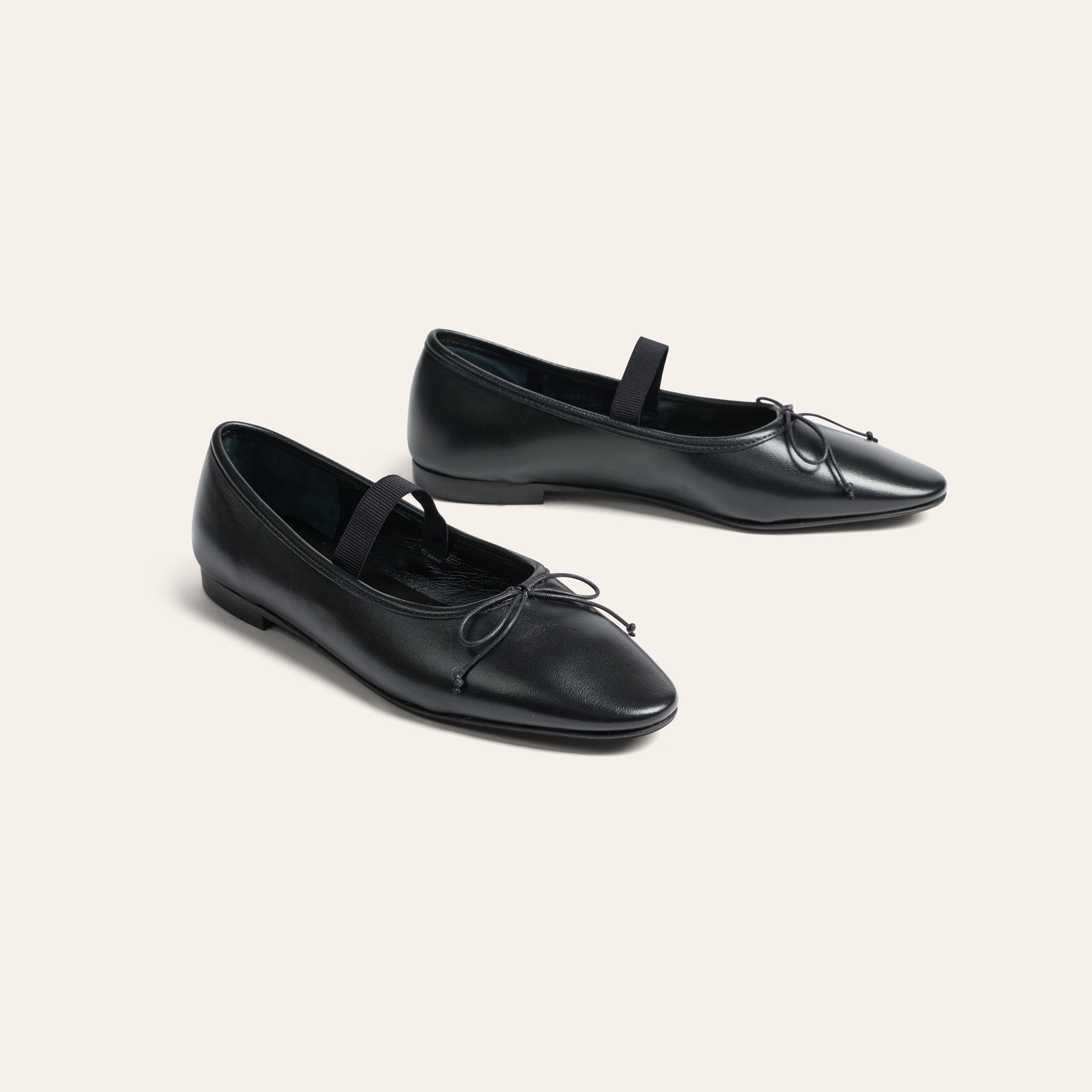 Como Strap - Black Leather
