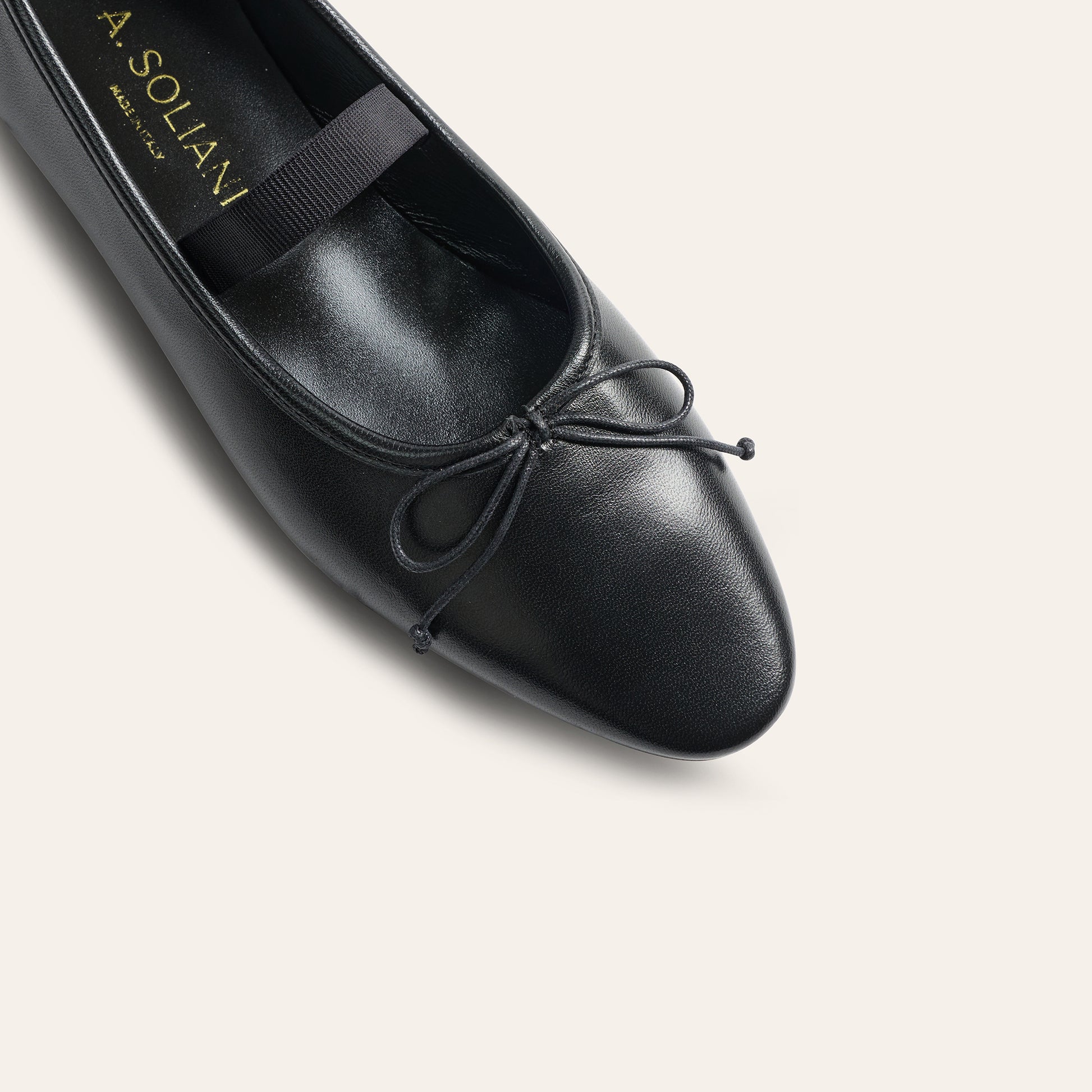 Como Strap - Black Leather