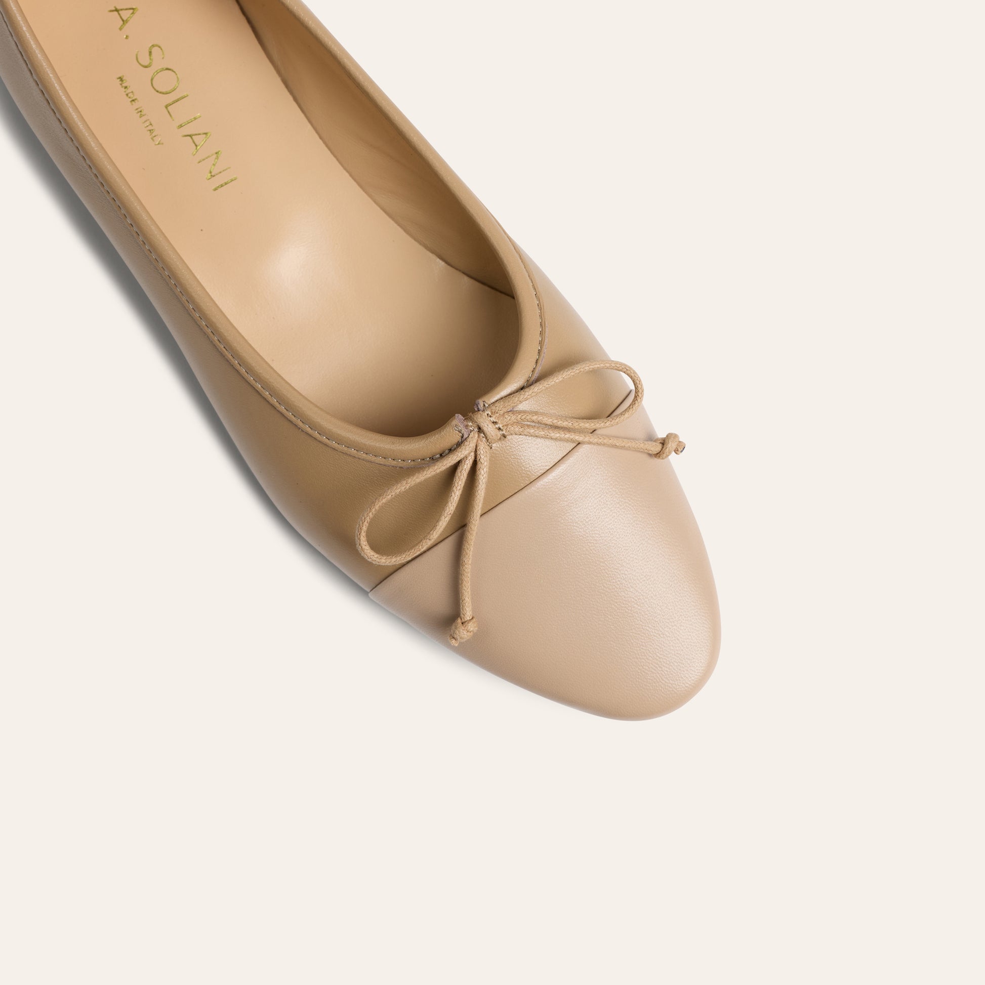 Como - Light Taupe/Beige