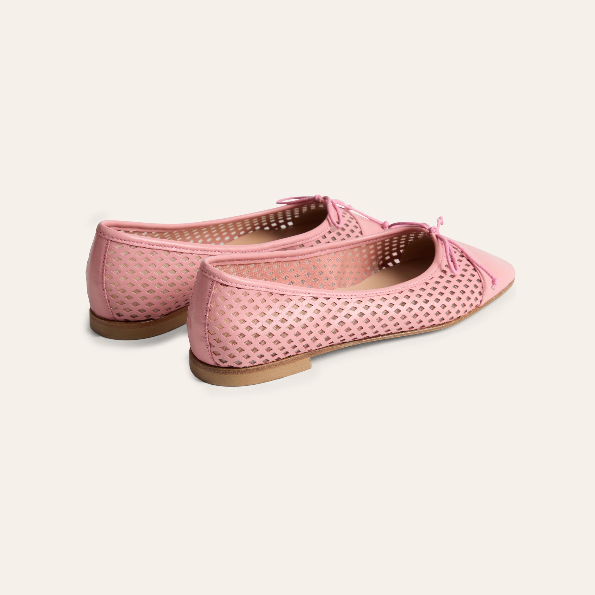 Como - Perforated Peony