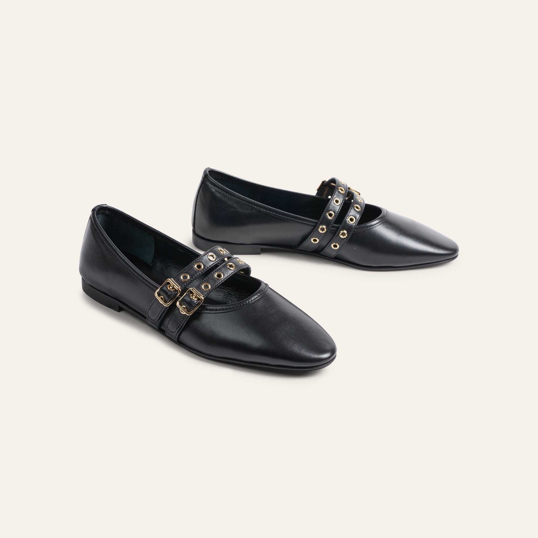 Como 2 Buckle - Black Leather