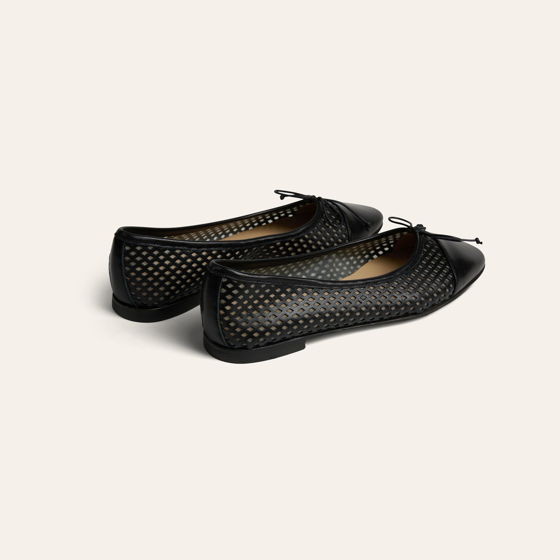 Como - Perforated Black Leather