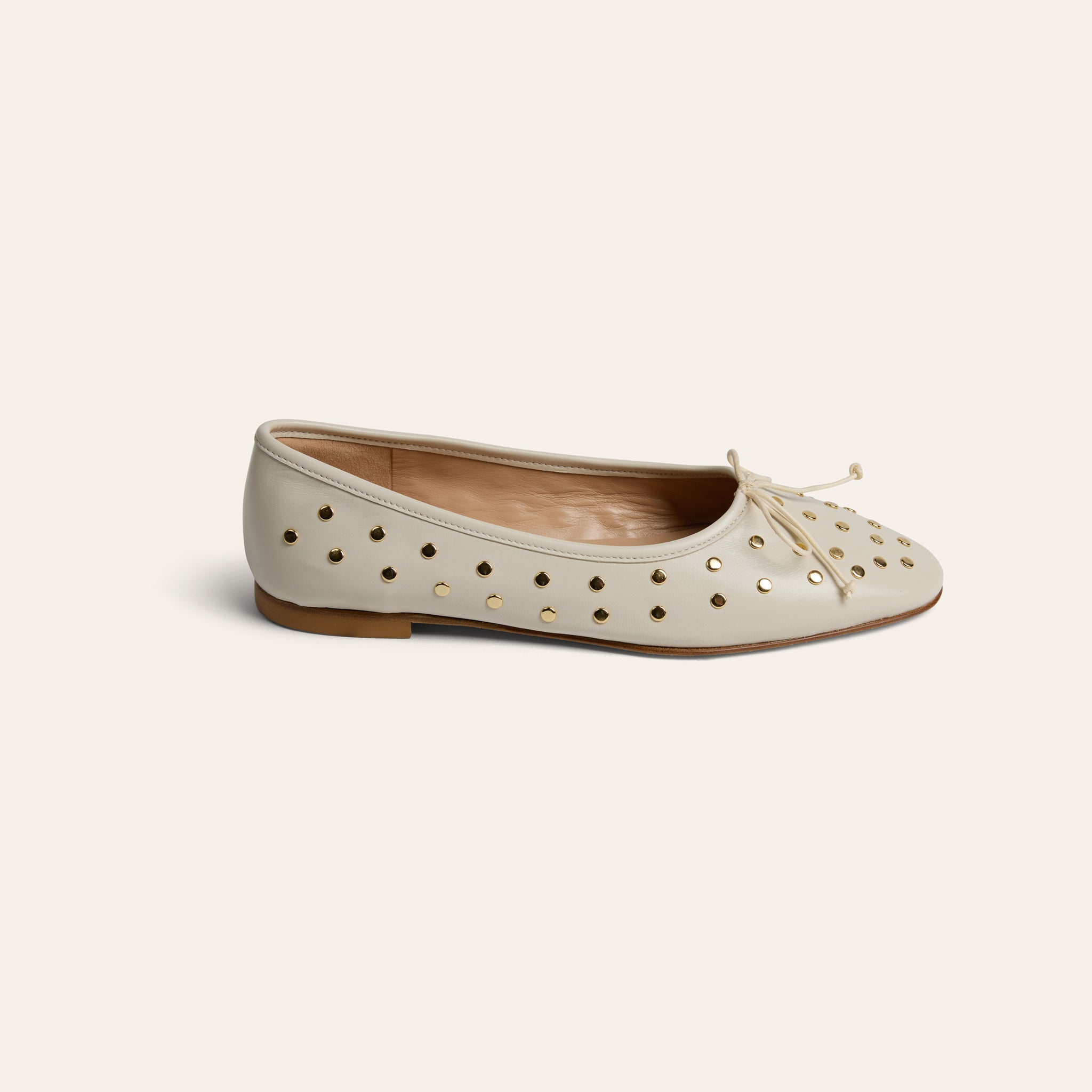 Como Studs- Ivory