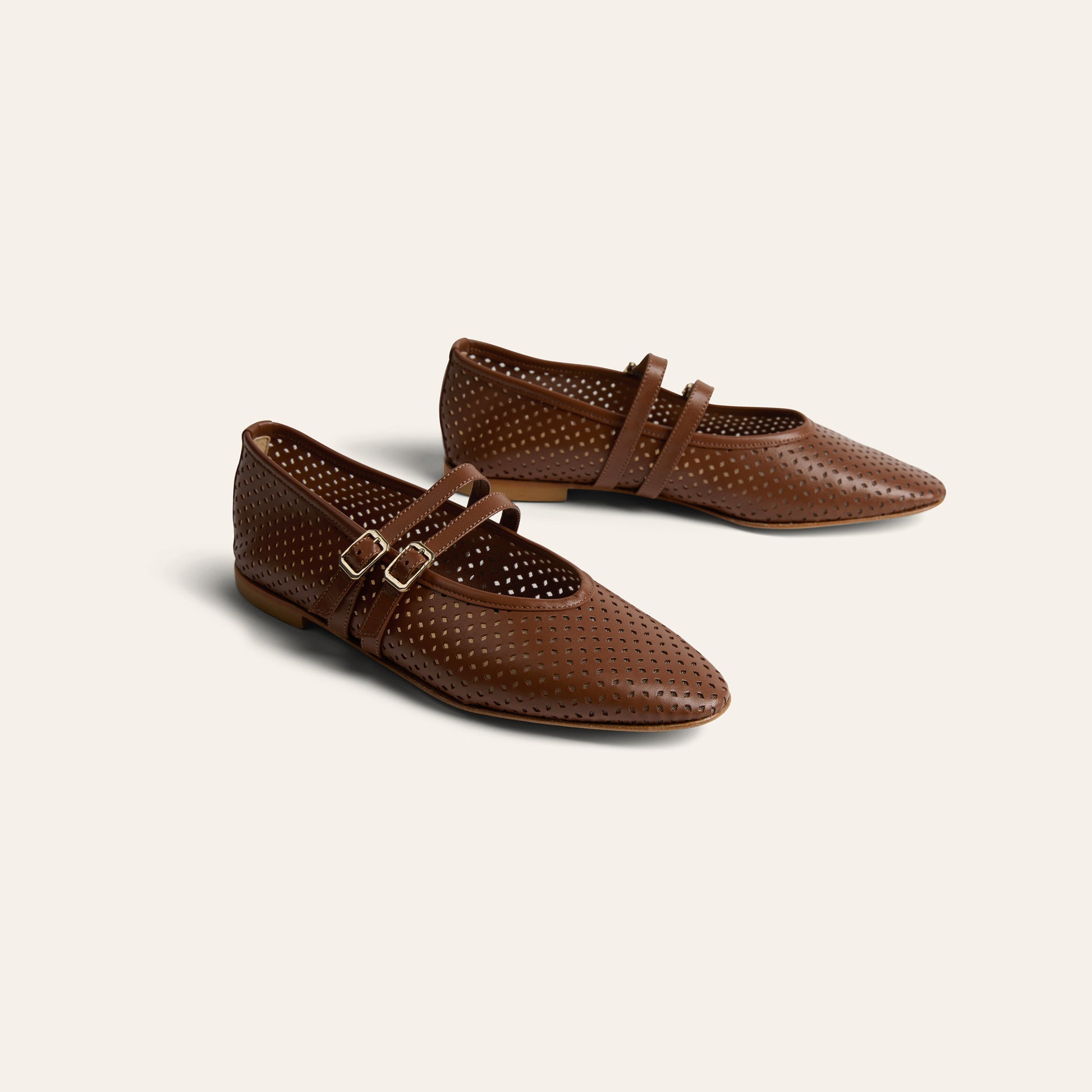 Cori 2 Buckle - Perforated Cognac