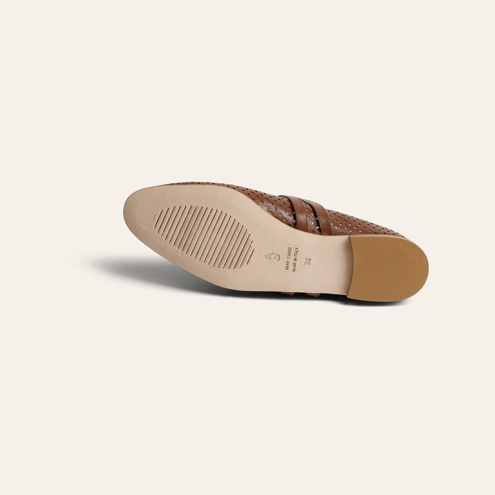 Cori 2 Buckle - Perforated Cognac