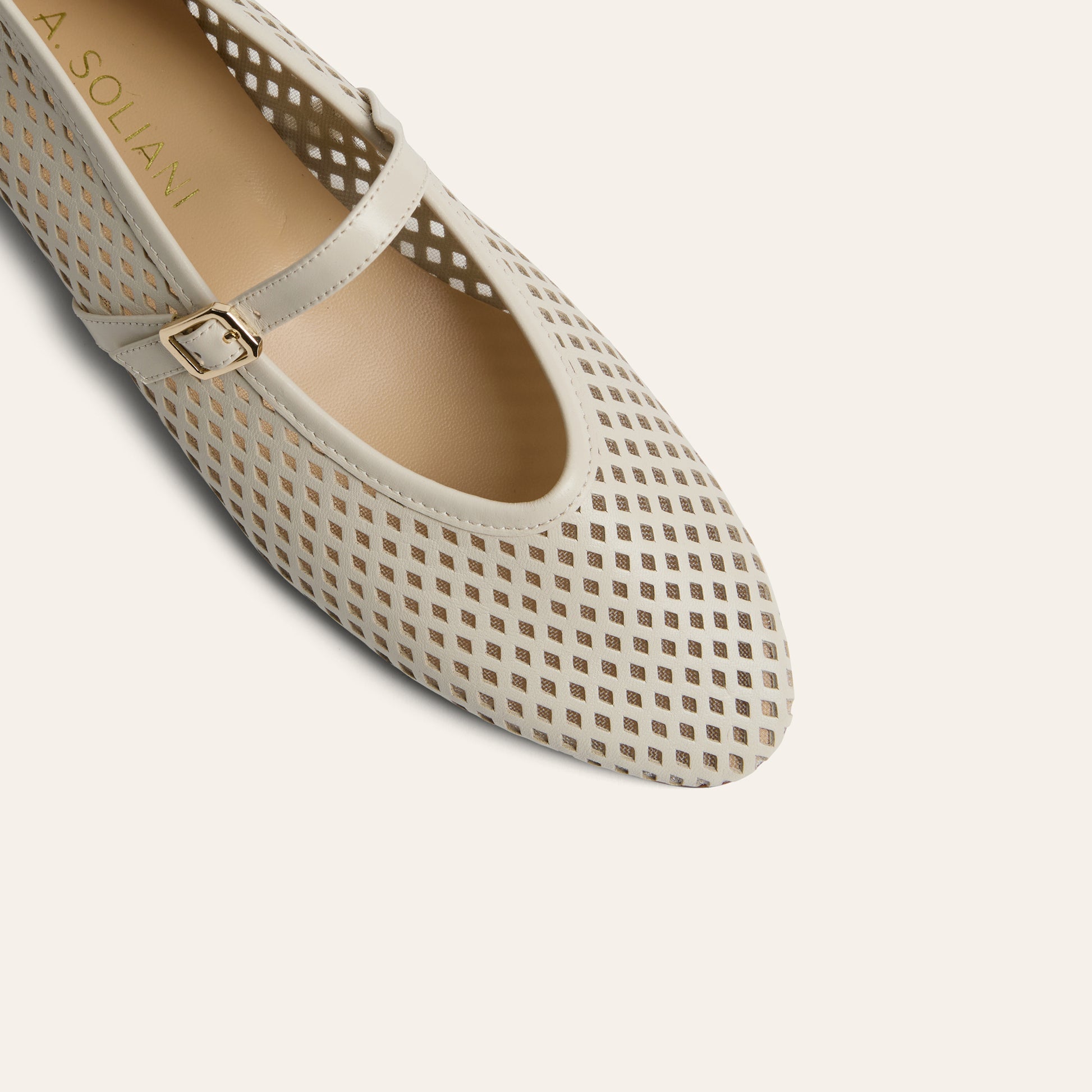 Cori - Perforated Ivory