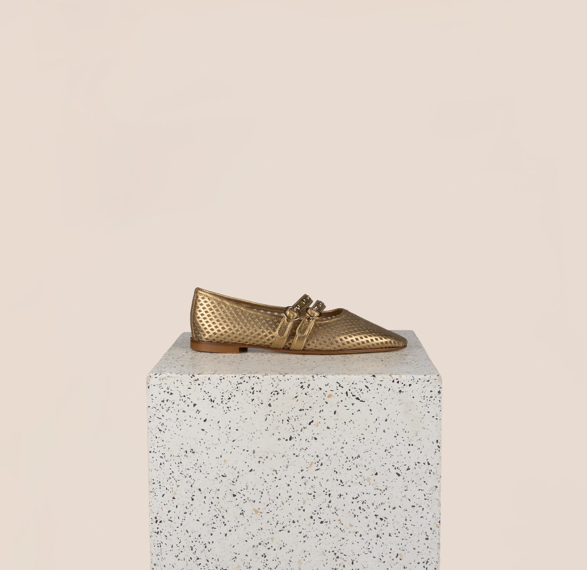Como 2 Buckle - Perforated Gold Foil