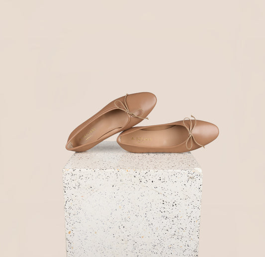 Women's Leather Ballet Flats in Nude Brown