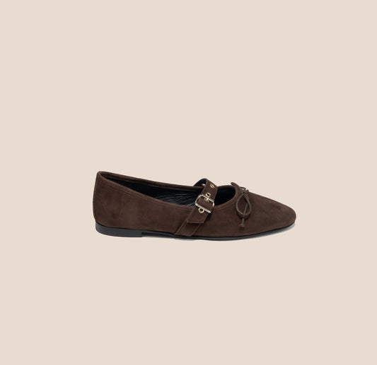 Como Buckle - Chocolate Suede