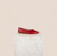 Load image into Gallery viewer, Como ballet flats in bright red
