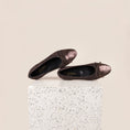 Load image into Gallery viewer, Como Italian Leather Flats in Chocolate Rock

