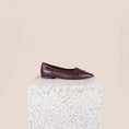 Load image into Gallery viewer, Como Italian Leather Flats in Wine 
