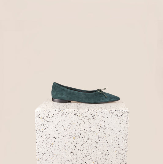 Como Ballet Flats in Forest Suede Side