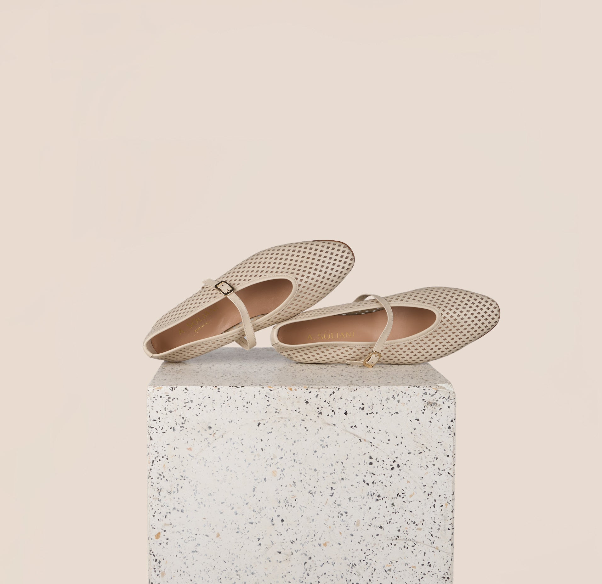 Cori - Perforated Ivory
