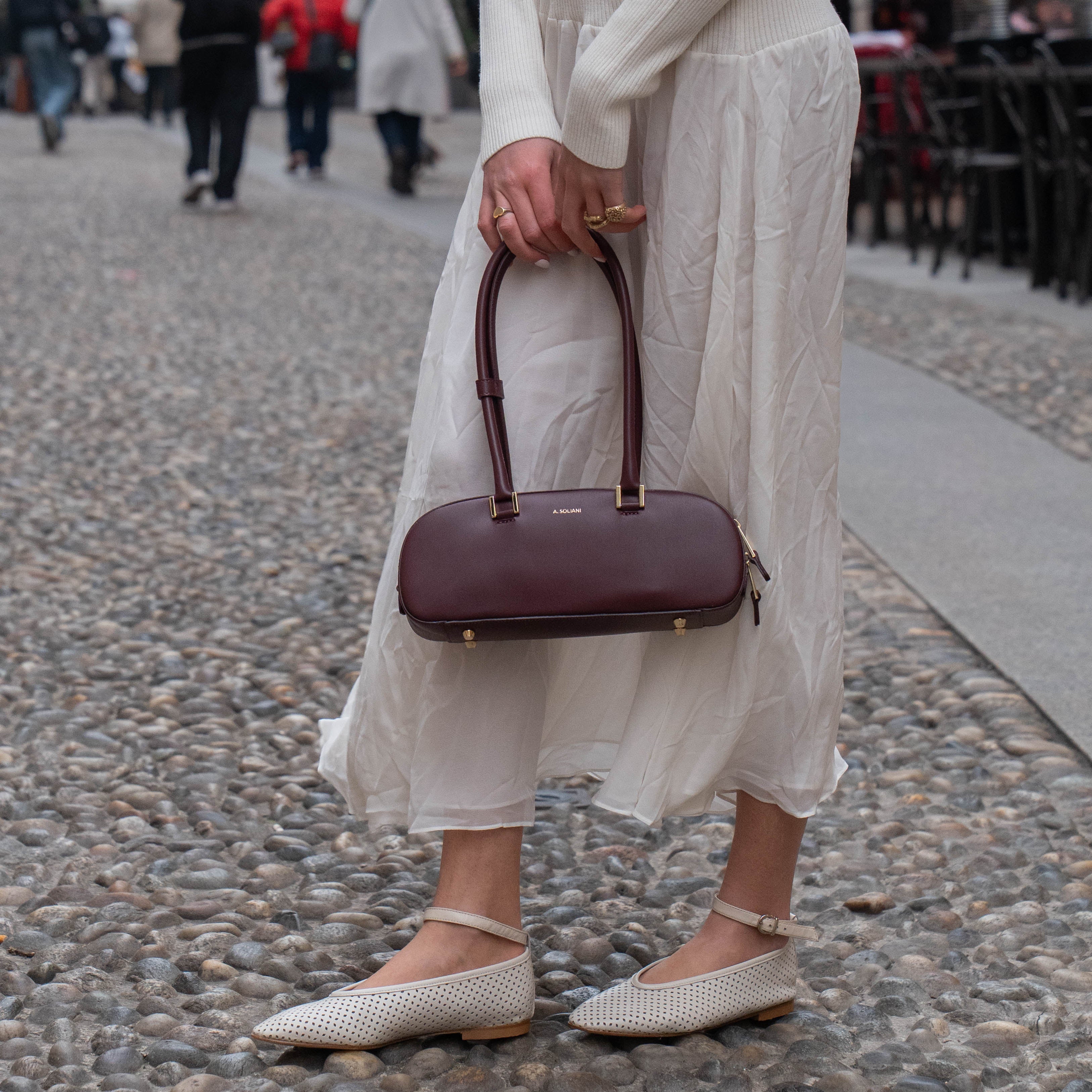 Sona - Perforated Ivory