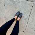 Load image into Gallery viewer, Loafers.