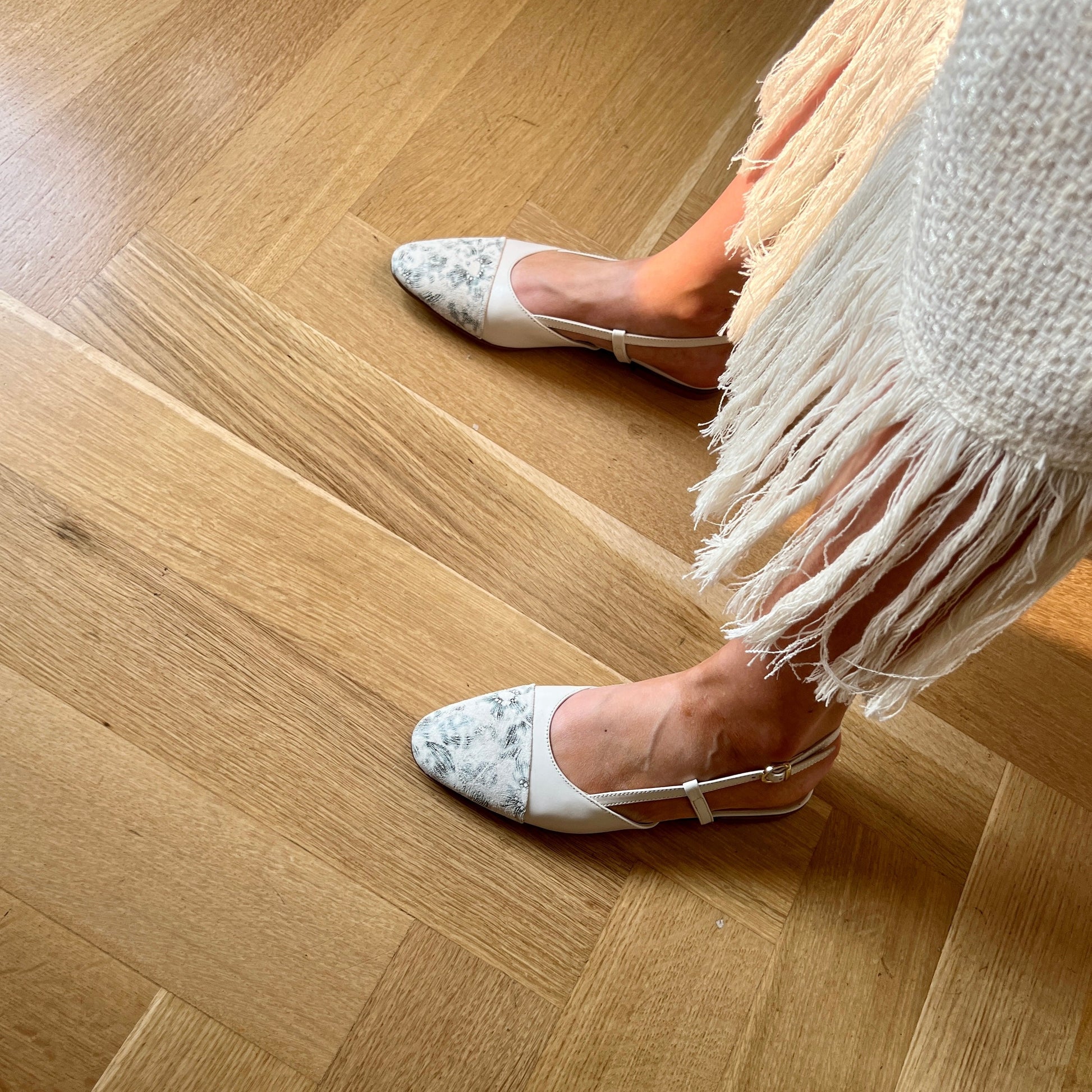 Slingback.