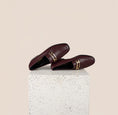 Load image into Gallery viewer, Lodi Due Chain Bordeaux Loafers 
