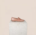 Load image into Gallery viewer, Loafers.