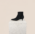 Load image into Gallery viewer, Mantova - Black Suede
