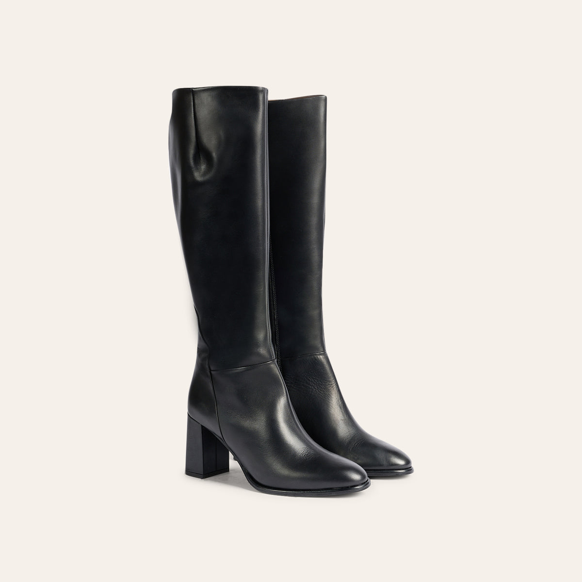 Padova - Black Leather