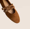 Load image into Gallery viewer, Como 2 Buckle - Amaretto Suede
