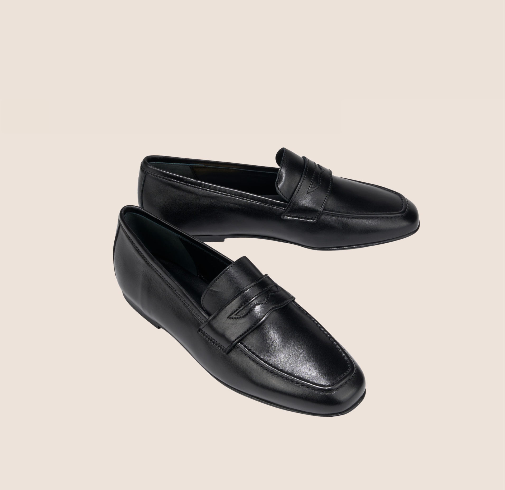 Lodi Due - Black Leather