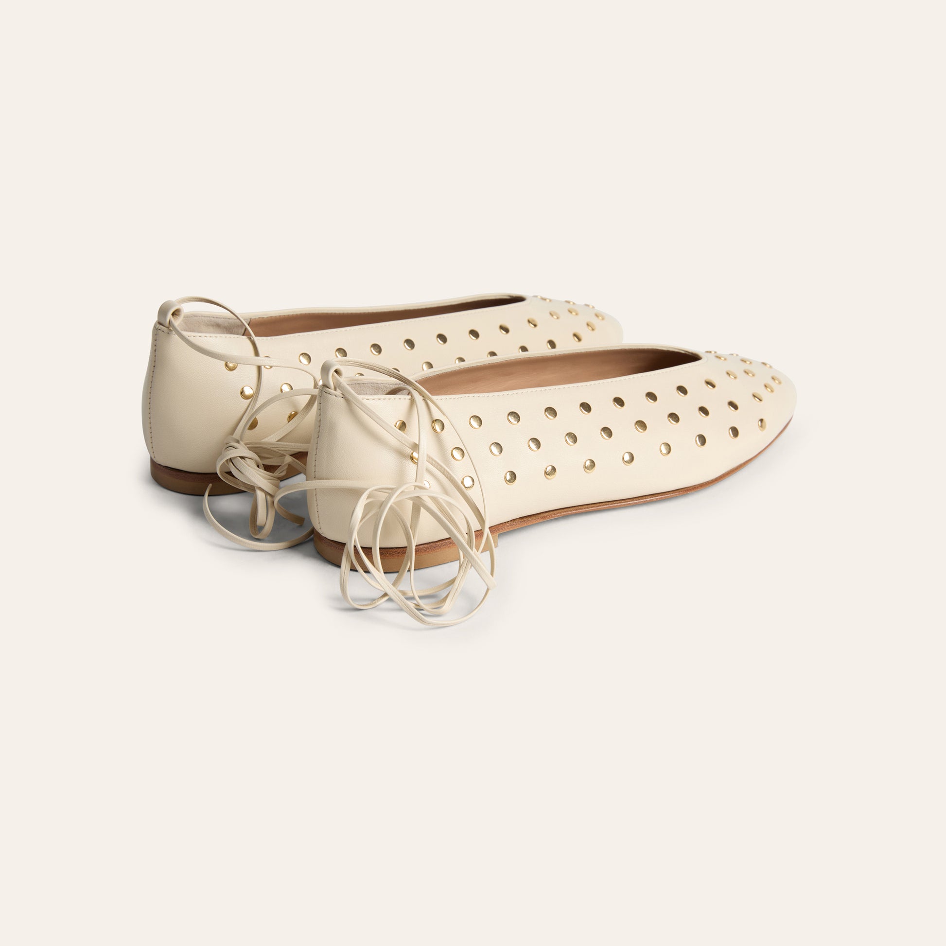Scala Ties - Ivory Studs