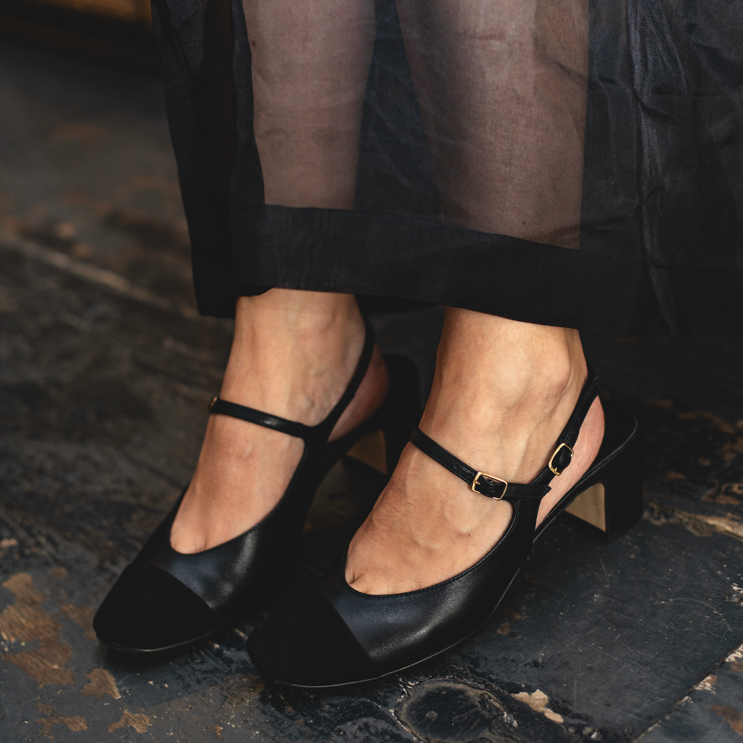 Selva  - Black Leather/ Suede