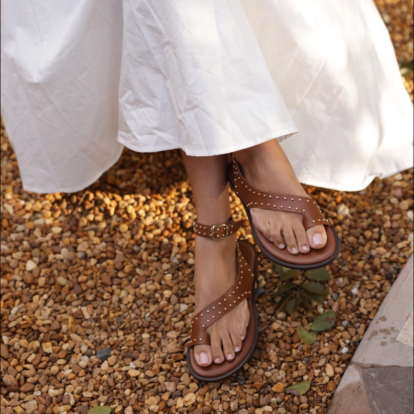 Umbria - Brandy Studs