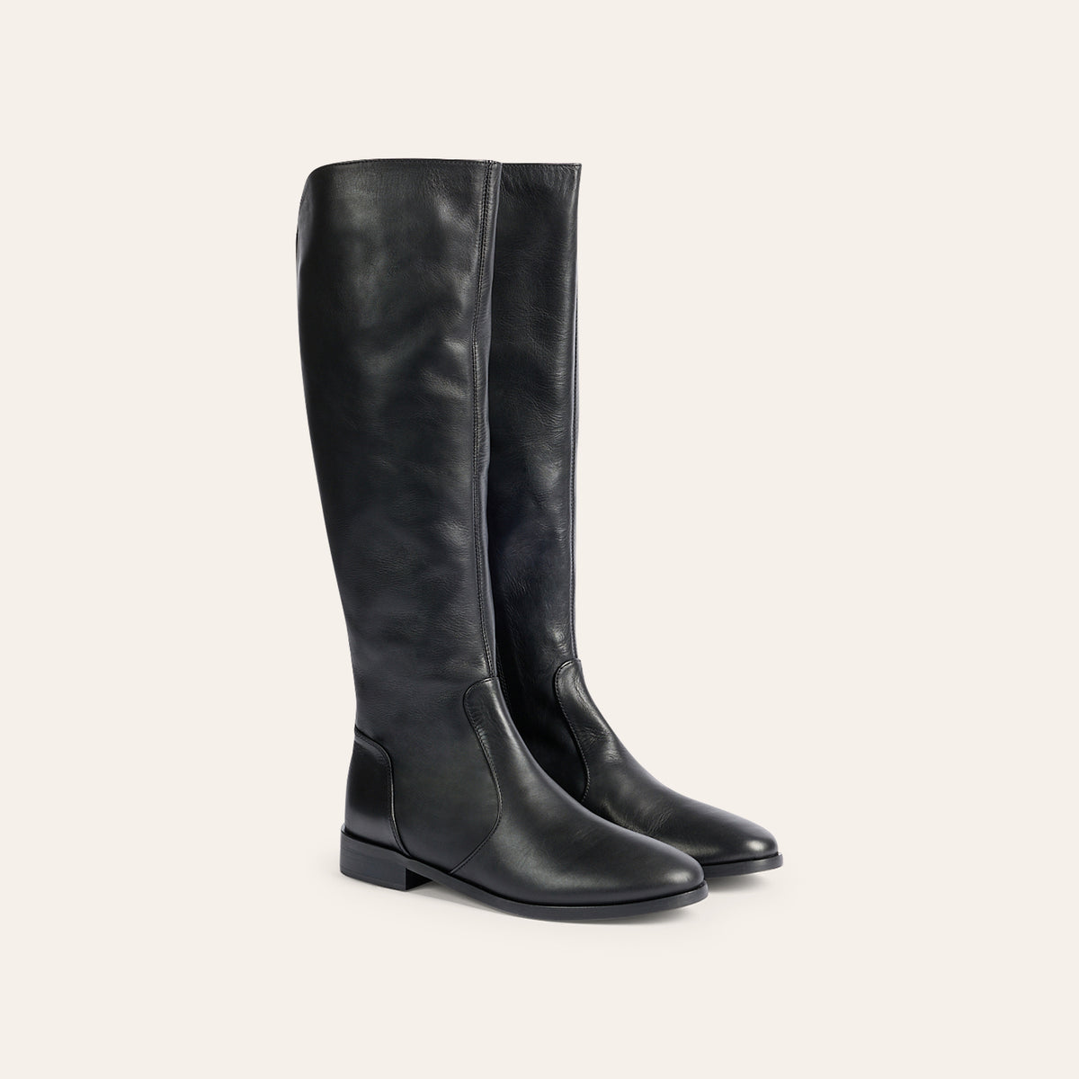 Vittoria - Black  Leather