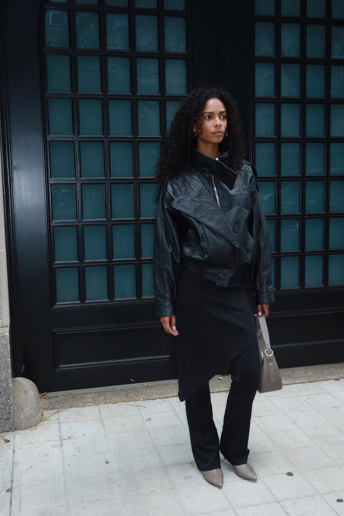 Livia - Black Leather Oversized Jacket