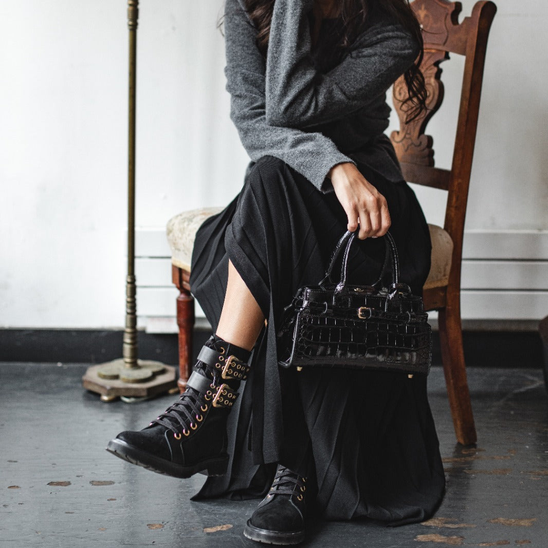 Savona - Black Suede