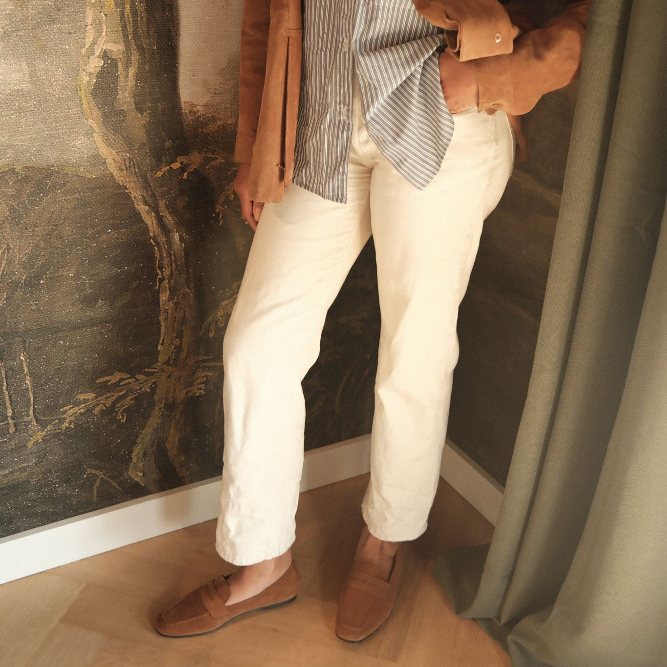 Lodi Due - Amaretto Suede