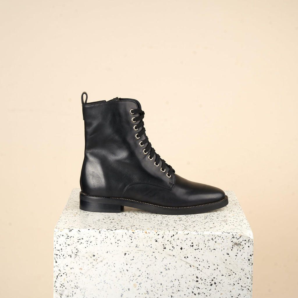 Asti Due - Black Leather – A. Soliani
