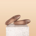 Load image into Gallery viewer, Italian Leather Ballet Flats Como in Taupe
