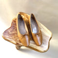 Load image into Gallery viewer, The Como Ballet Flat in Light Brown
