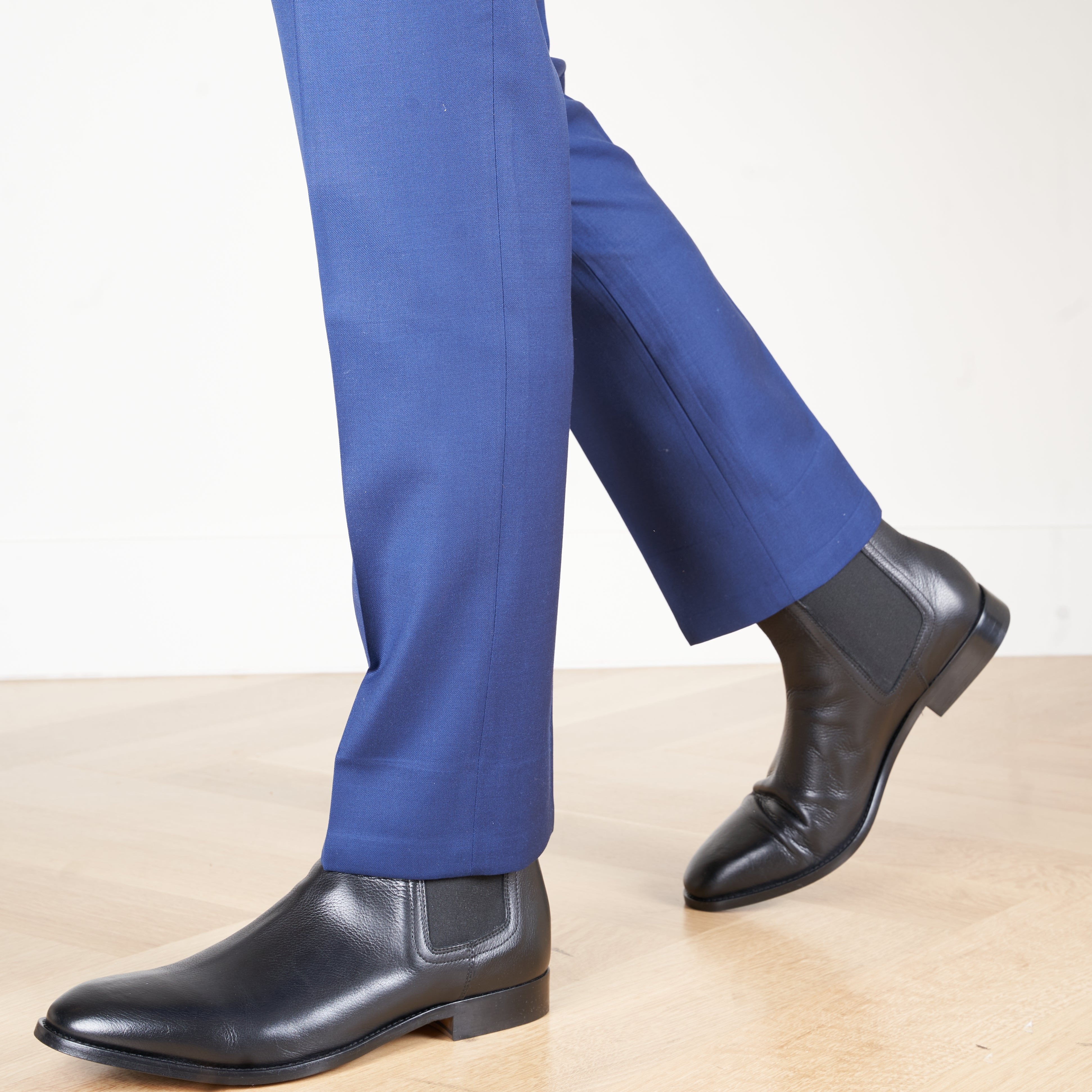 Lori - Men's Chelsea Boot Black Leather 44 Lori - Men's Chelsea Boot Black Leather 44