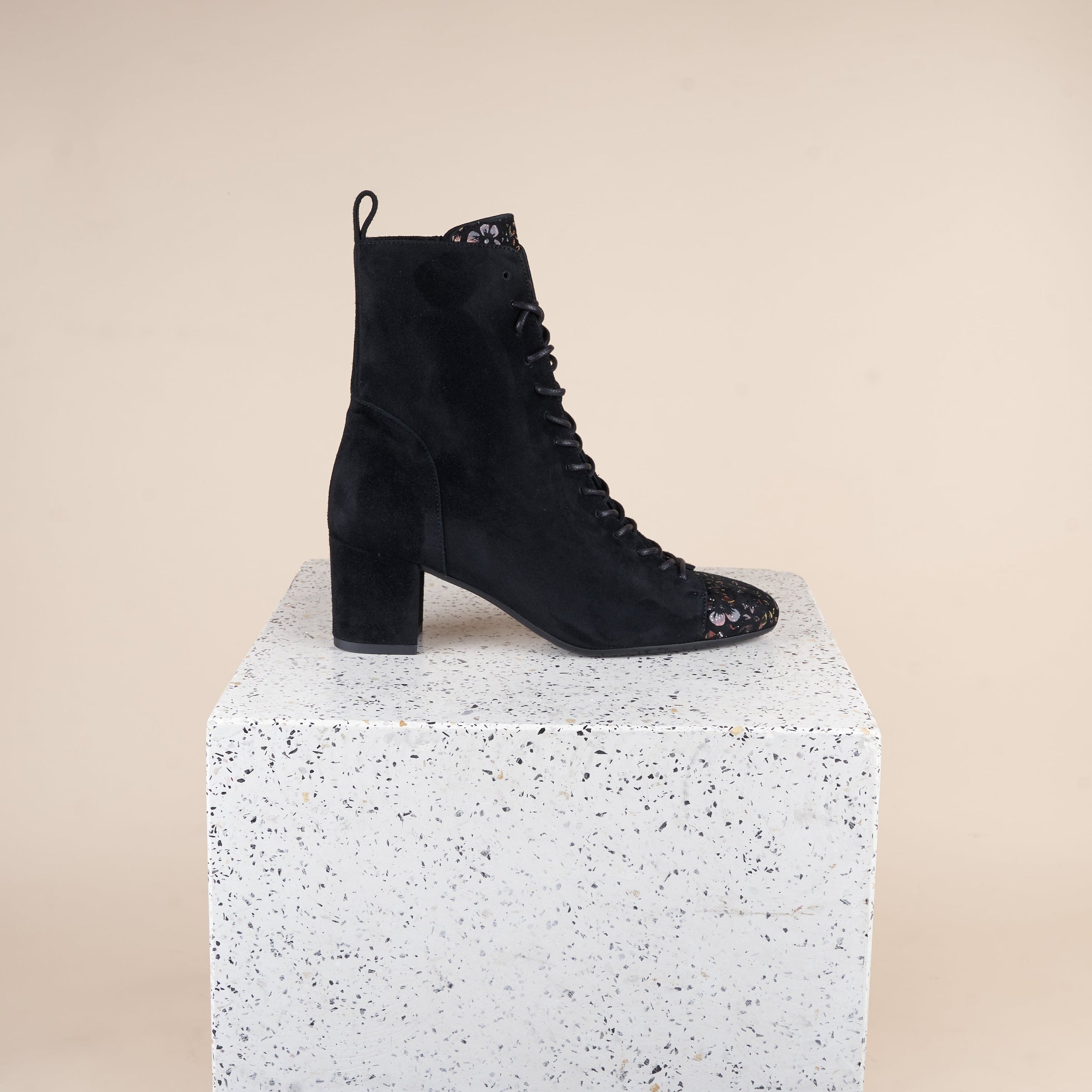 Yael Heeled Ankle Boot - Canadian Women's Booties